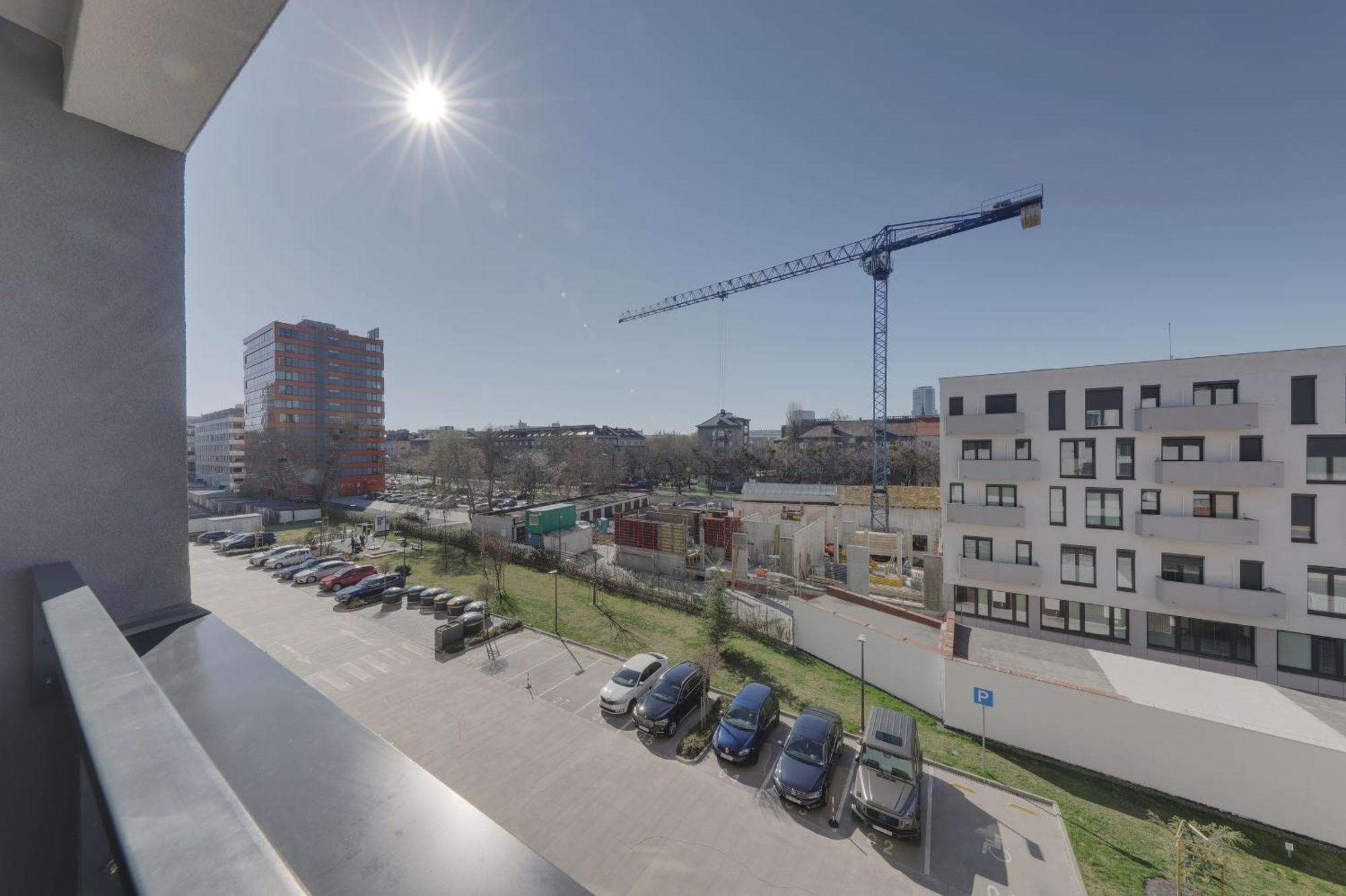 Bazova Apartment With Free Parking Bratislava Exterior foto