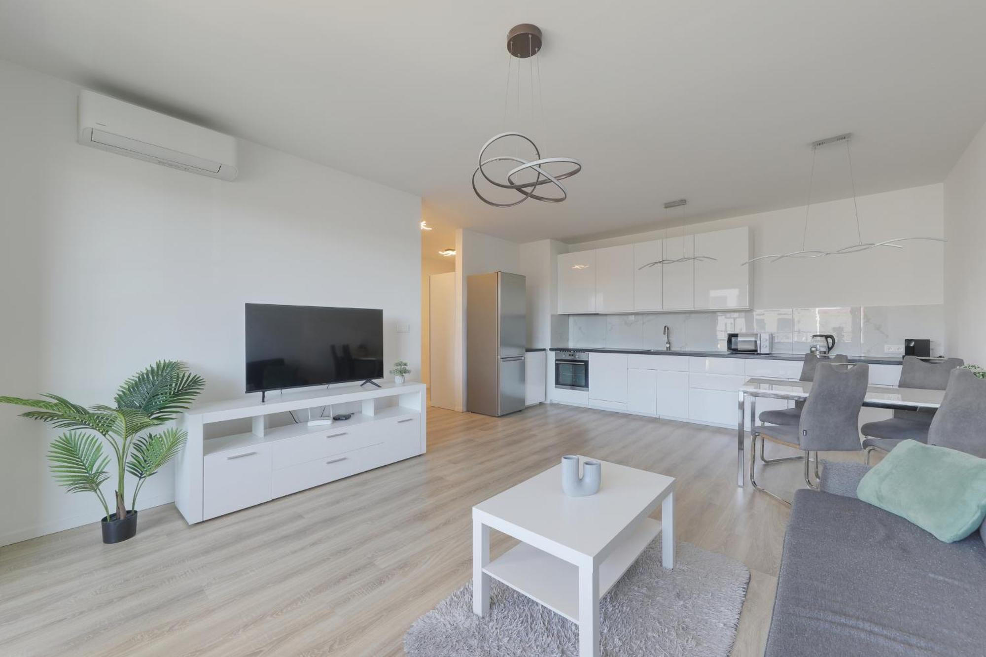 Bazova Apartment With Free Parking Bratislava Exterior foto